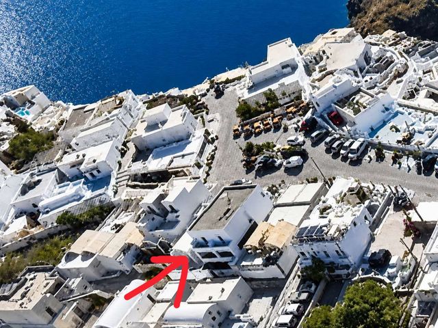 3-bedroom freehold apartment in Santorini — photo 2 of 5