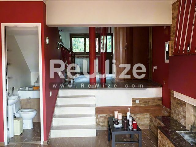 3-bedroom freehold villa in Rhodes — photo 4 of 5