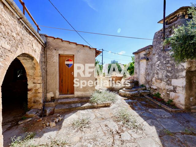 2-bedroom freehold villa in Apokoronas — photo 5 of 5