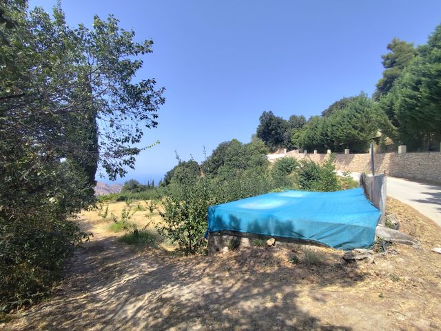 Οικόπεδο 2.000 τ.μ.