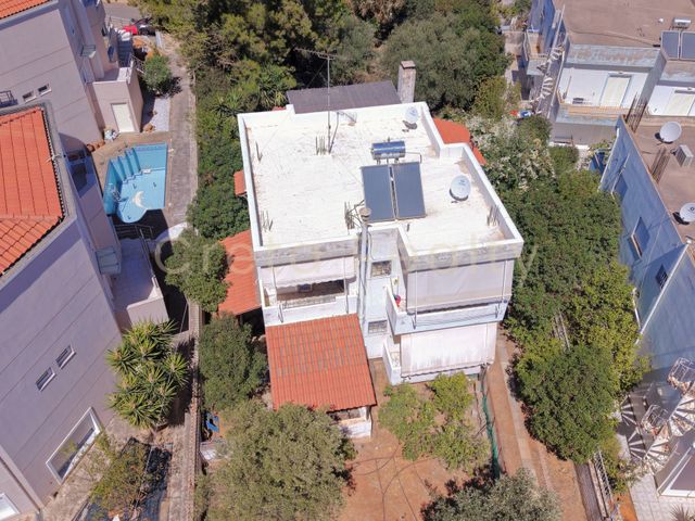 4-bedroom freehold villa in Hersonissos — photo 3 of 5