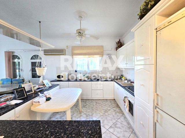 3-bedroom freehold villa in Zakynthos — photo 2 of 5