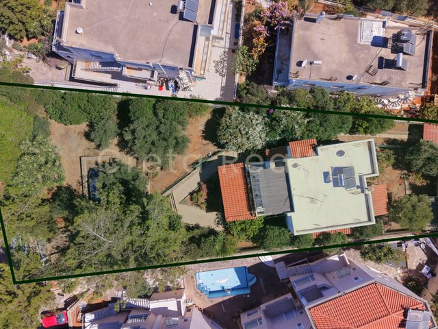 4-bedroom freehold villa in Hersonissos — photo 2 of 5