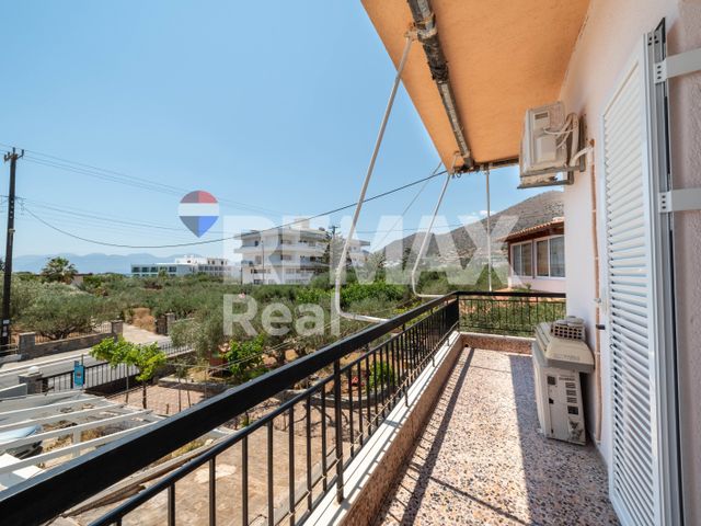 3-bedroom freehold apartment in Agios Nikolaos — photo 4 of 5