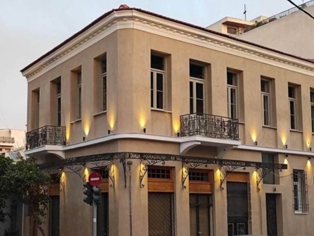 Μονοκατοικία 405 τ.μ.